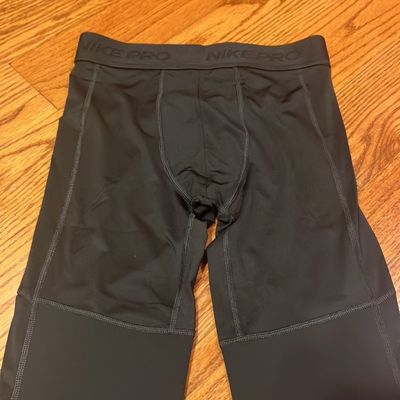 NWT Nike Pro Boy’s Tight Fit Pants Size M - Picture 3 of 6